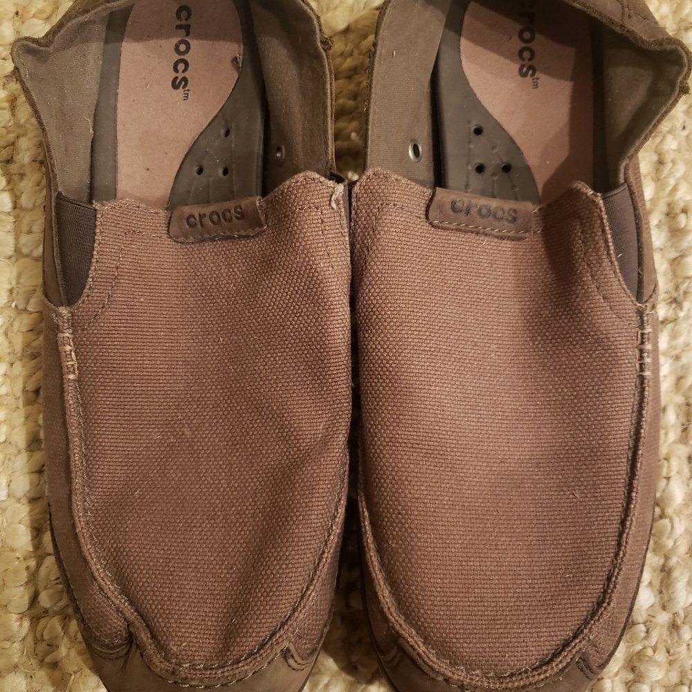 MENS CROCS